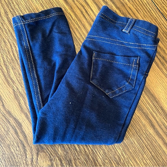 24M jeans - Picture 3 of 3